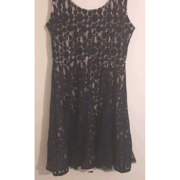 Disney Minnie Rocks the Dots Black Lace Overlay Dress – Size M – Fully Lined - Picture 6 of 8